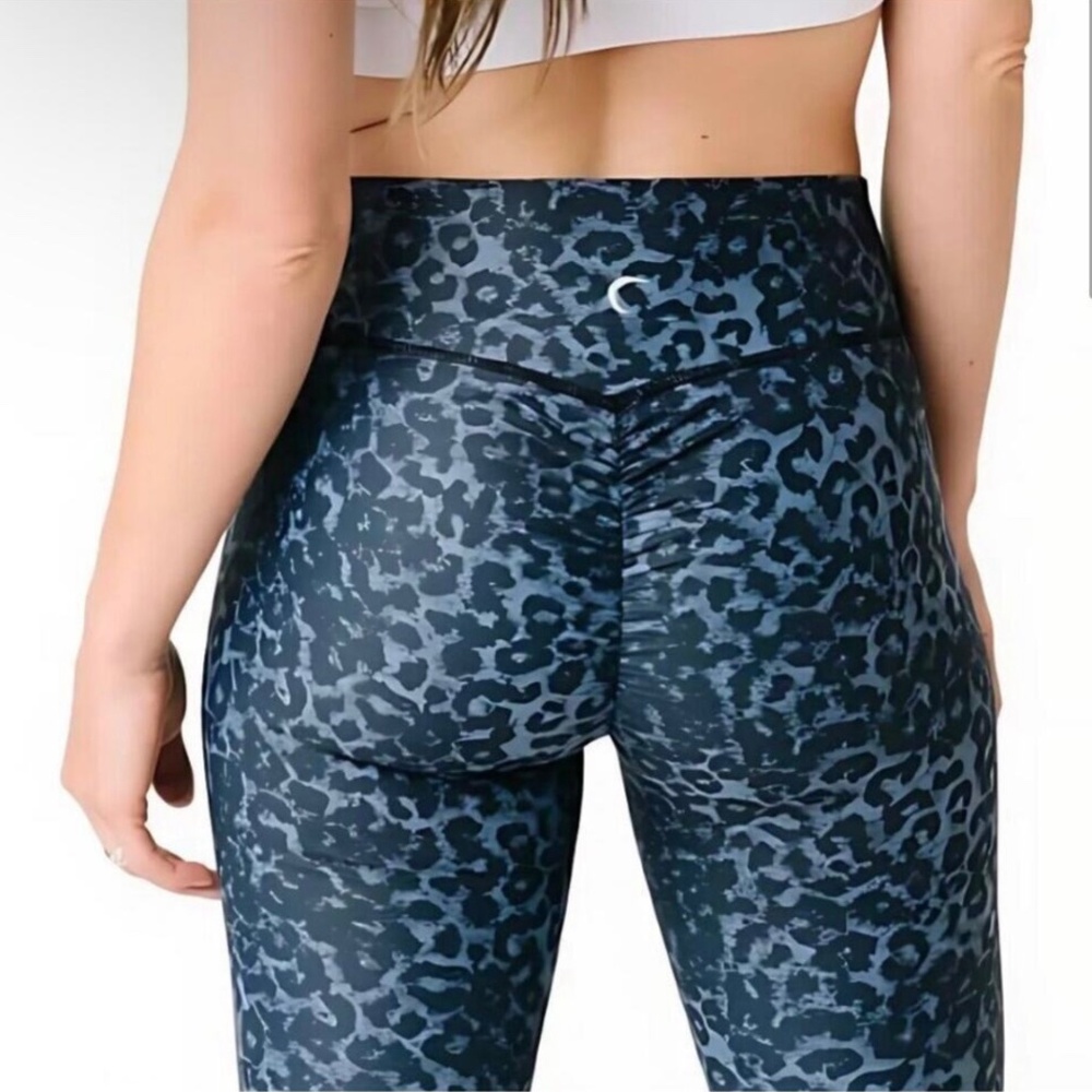 ZYIA Blue Leopard Print Leggings